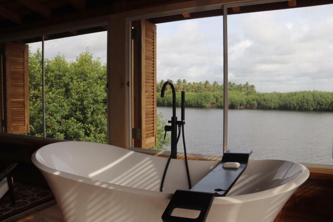 Natura Luxury Lodge Ouidah エクステリア 写真